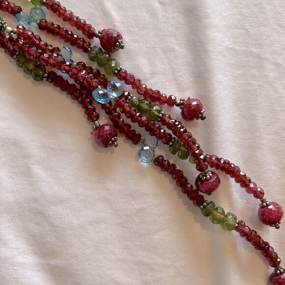 Beaded crystal necklace with matching earrings - Picture 5 of 5